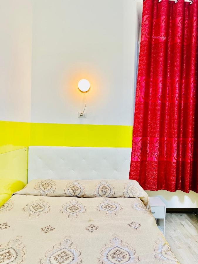 Roma Guest House Bagian luar foto