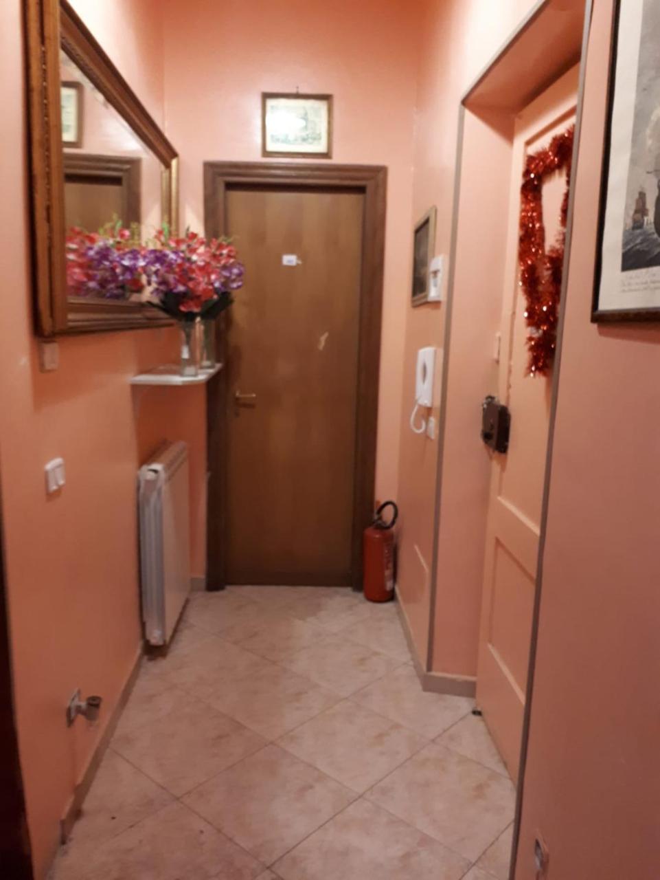 Roma Guest House Bagian luar foto